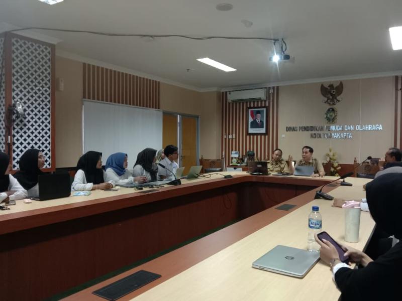 Kegiatan analisis kebijakan SPMB mahasiswa UNY